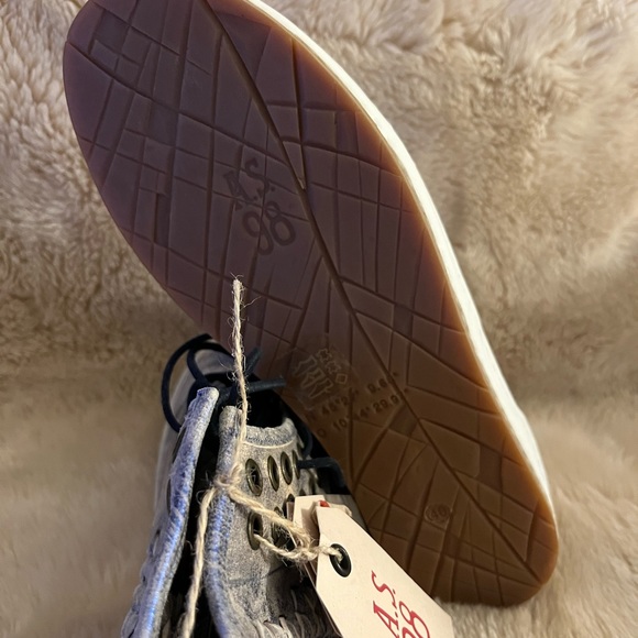 A.S.98 RARE! Women’s Brand New w/ Box Leather Hightop Booties Euro 40 Ice Blue - Picture 7 of 7